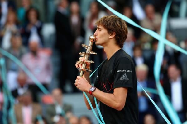 赛中展现光 赛中展现光