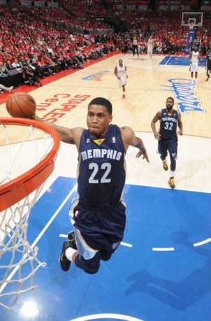 逐渐深入民 逐渐深入民