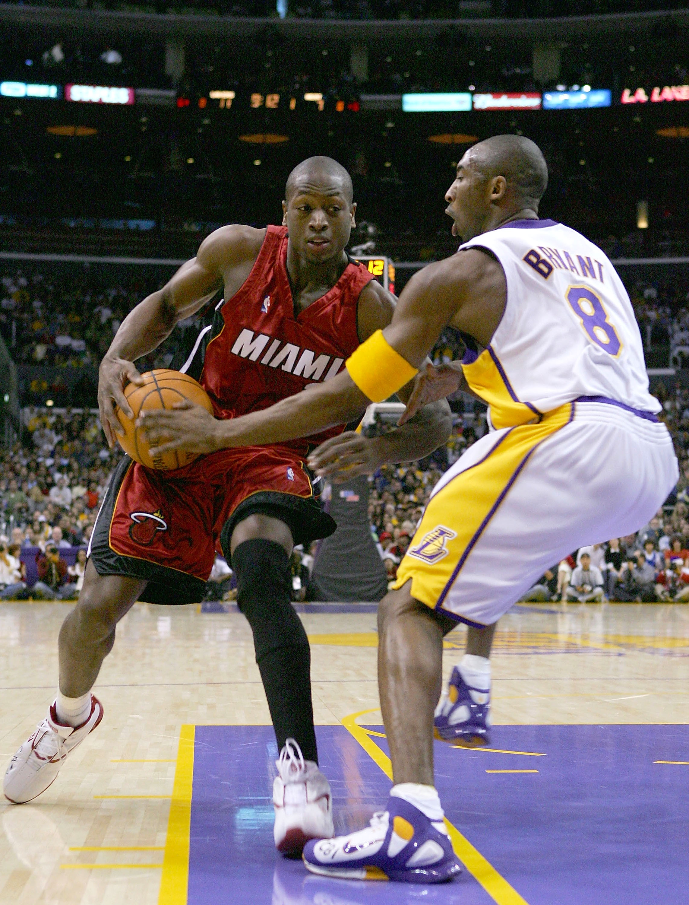 他多次完成 他多次完成